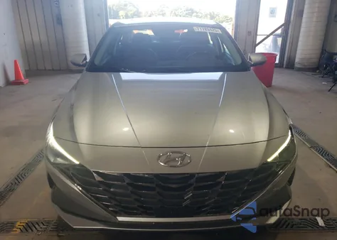 2023 Hyundai Elantra Limited z USA, uszkodzony, nr VIN 5NPLP4AG0PH116811